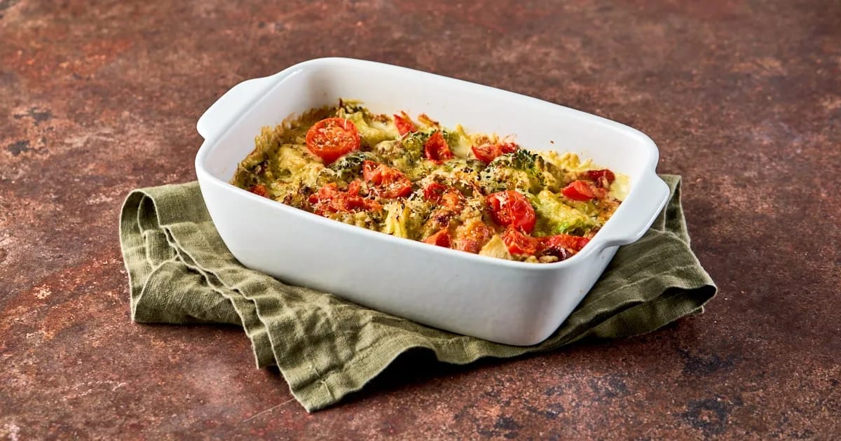 Gratin van broccoli, artisjokhart, ham en kerstomaatjes