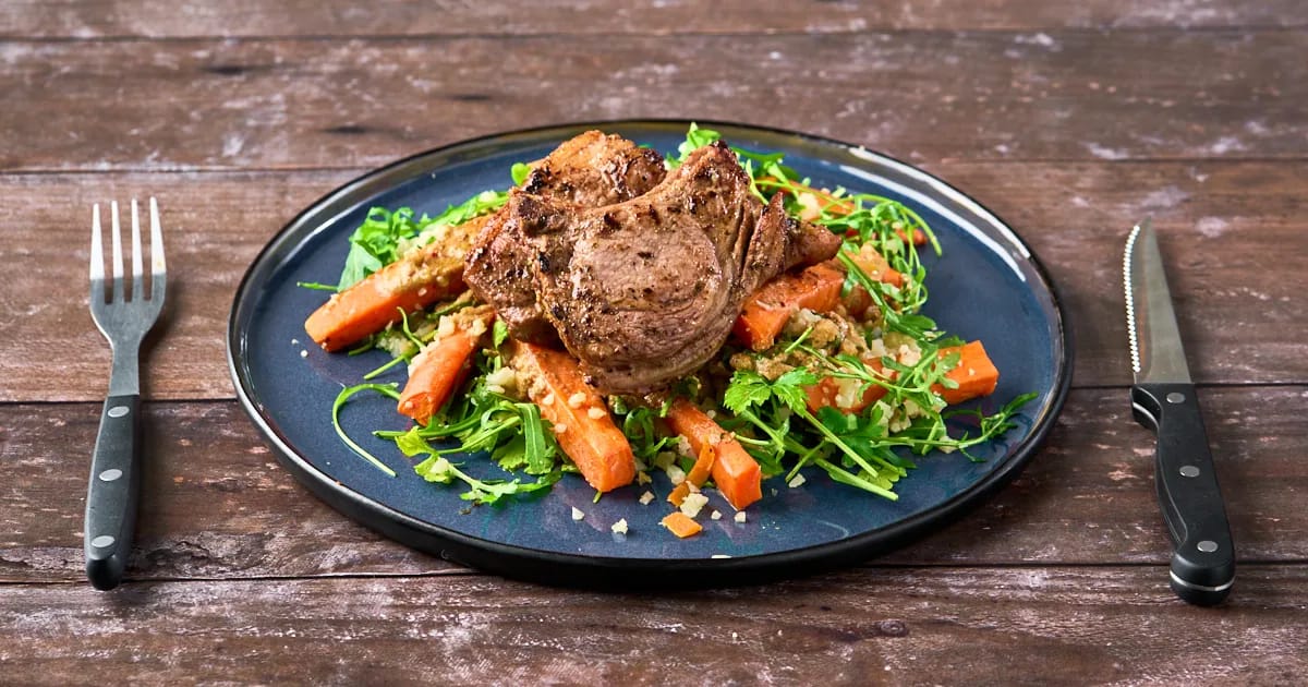 Lamskoteletjes met warme wortelsalade