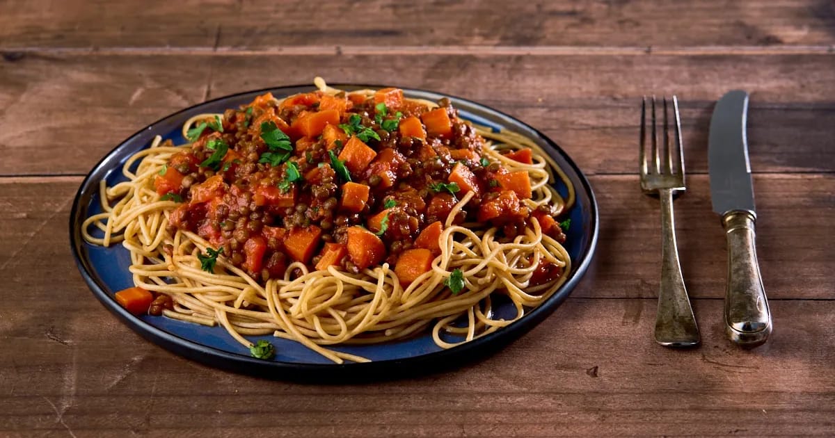Volkoren spaghetti met linzen-bolognese