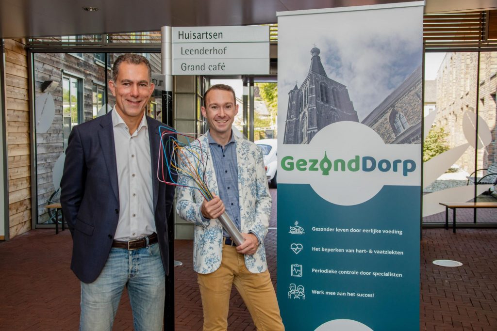 Sportarts Hans van Kuijk en Huisarts Norbert van den Hurk initiatiefnemers van het project Gezond Dorp Leende
