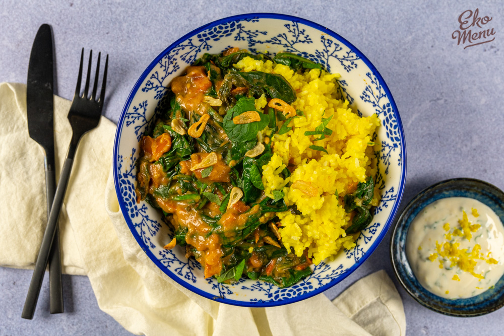 Ekomenu - Pittige- spinazie curry met gele rijst